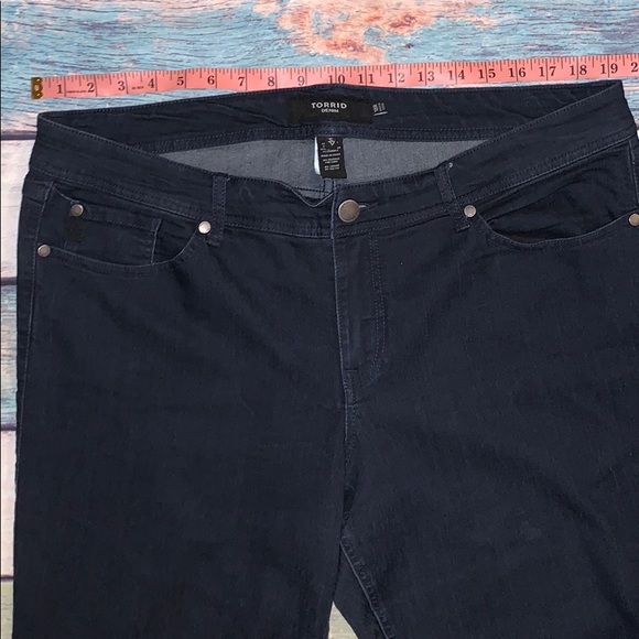 Torrid bootcut jeans - Picture 2 of 8
